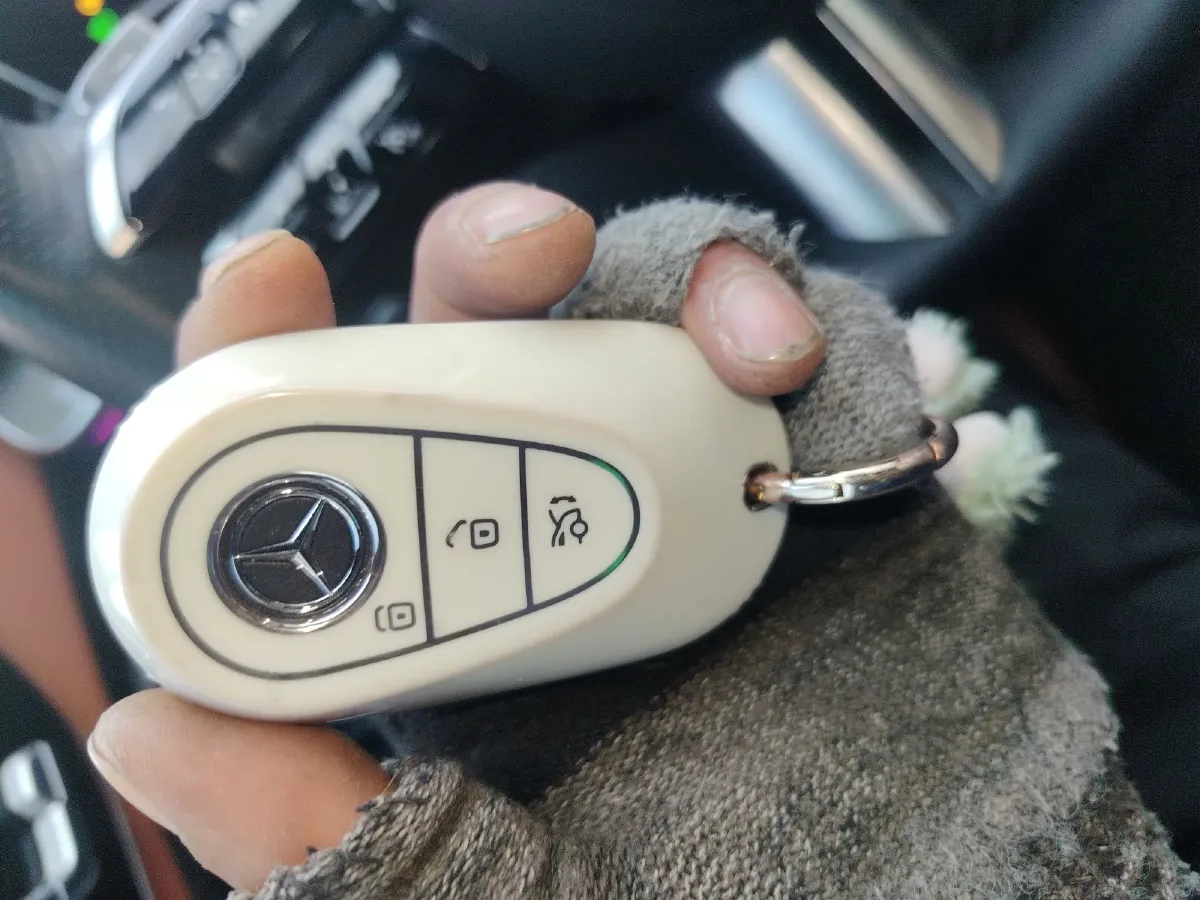 2023 Mercedes-Benz C Class 1.5T 204HP L4 9AT,autocango,china used car exporter,china ev exporter,chinese used car exporter,chinese used ev exporter