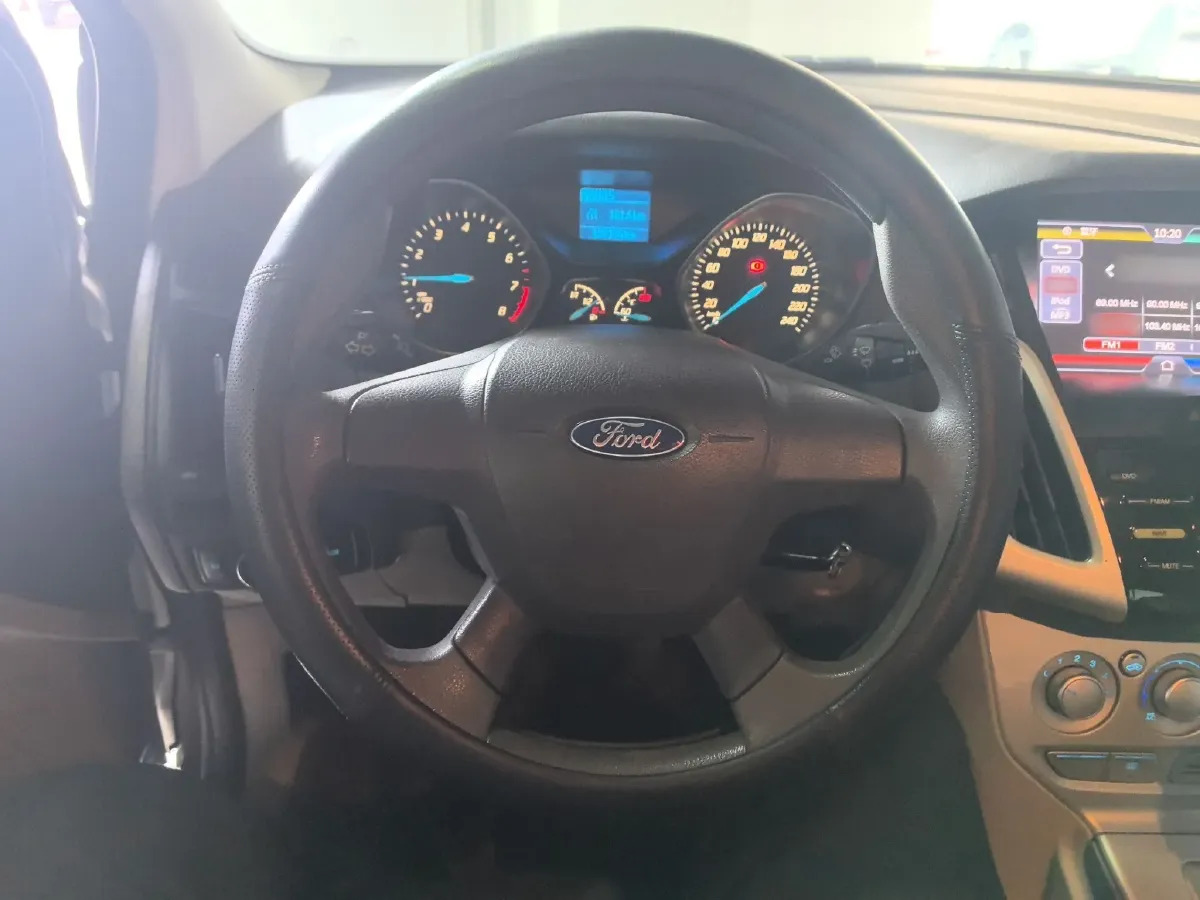 2012 Ford Focus 1.6L 125HP L4 6DCT,autocango,china used car exporter,china ev exporter,chinese used car exporter,chinese used ev exporter