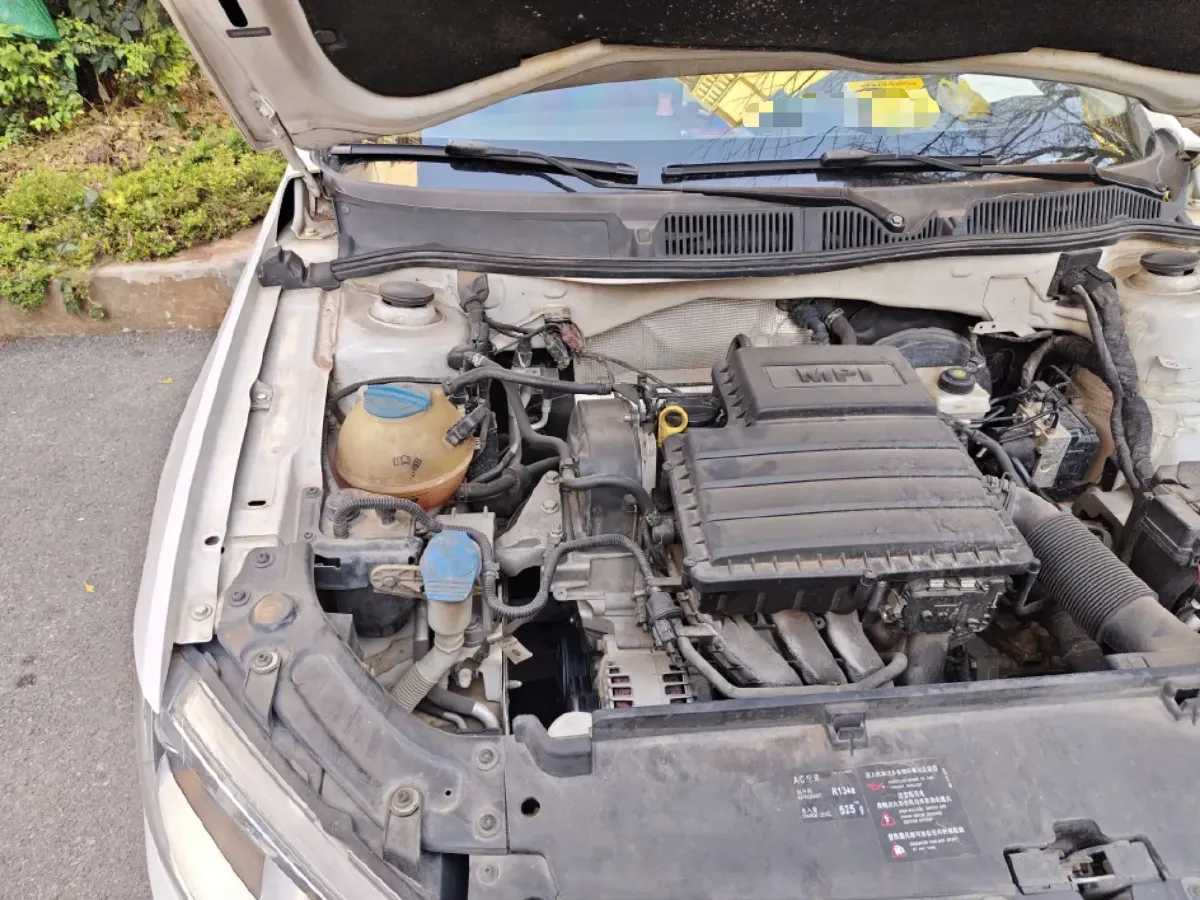 2013 Volkswagen Lavida 1.6L 110HP L4 6AT,autocango,china used car exporter,china ev exporter,chinese used car exporter,chinese used ev exporter