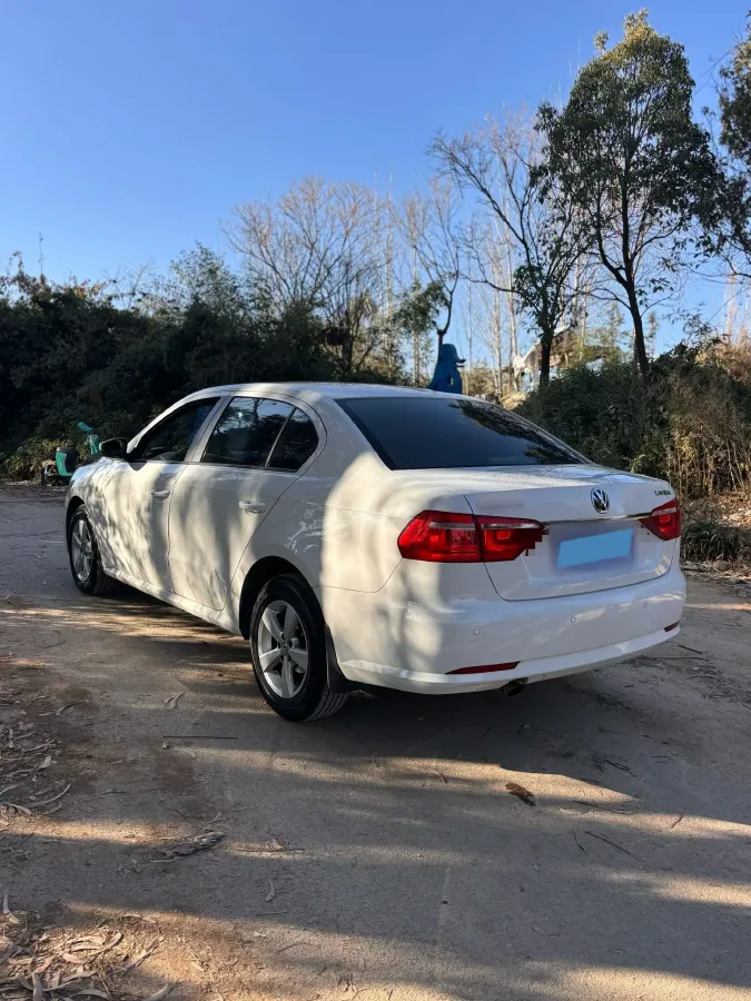 2013 Volkswagen Lavida 1.6L 110HP L4 6AT,autocango,china used car exporter,china ev exporter,chinese used car exporter,chinese used ev exporter