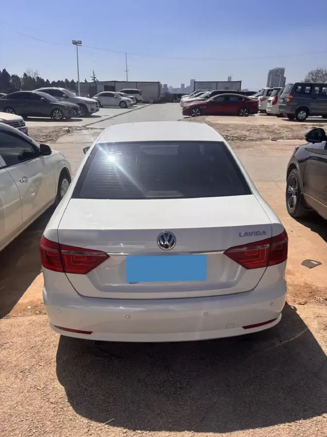 2013 Volkswagen Lavida 1.6L 110HP L4 6AT,autocango,china used car exporter,china ev exporter,chinese used car exporter,chinese used ev exporter