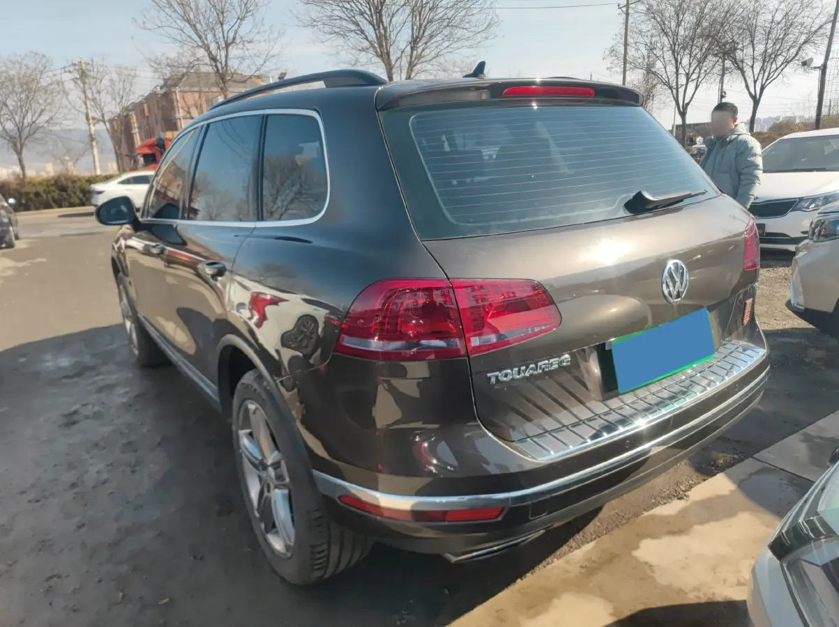 2016 Volkswagen Touareg 3.0T 320HP V6 8AT,autocango,china used car exporter,china ev exporter,chinese used car exporter,chinese used ev exporter