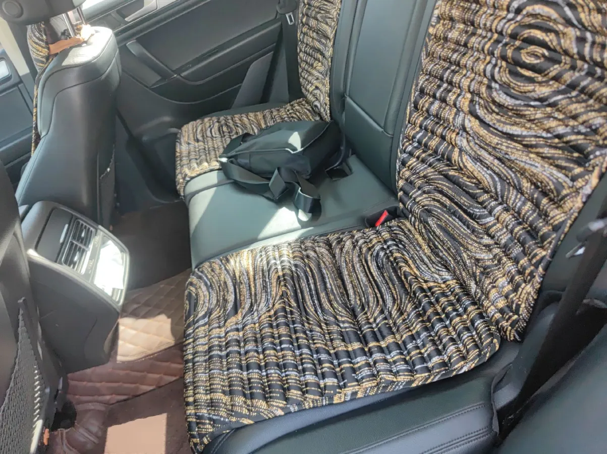 2016 Volkswagen Touareg 3.0T 320HP V6 8AT,autocango,china used car exporter,china ev exporter,chinese used car exporter,chinese used ev exporter