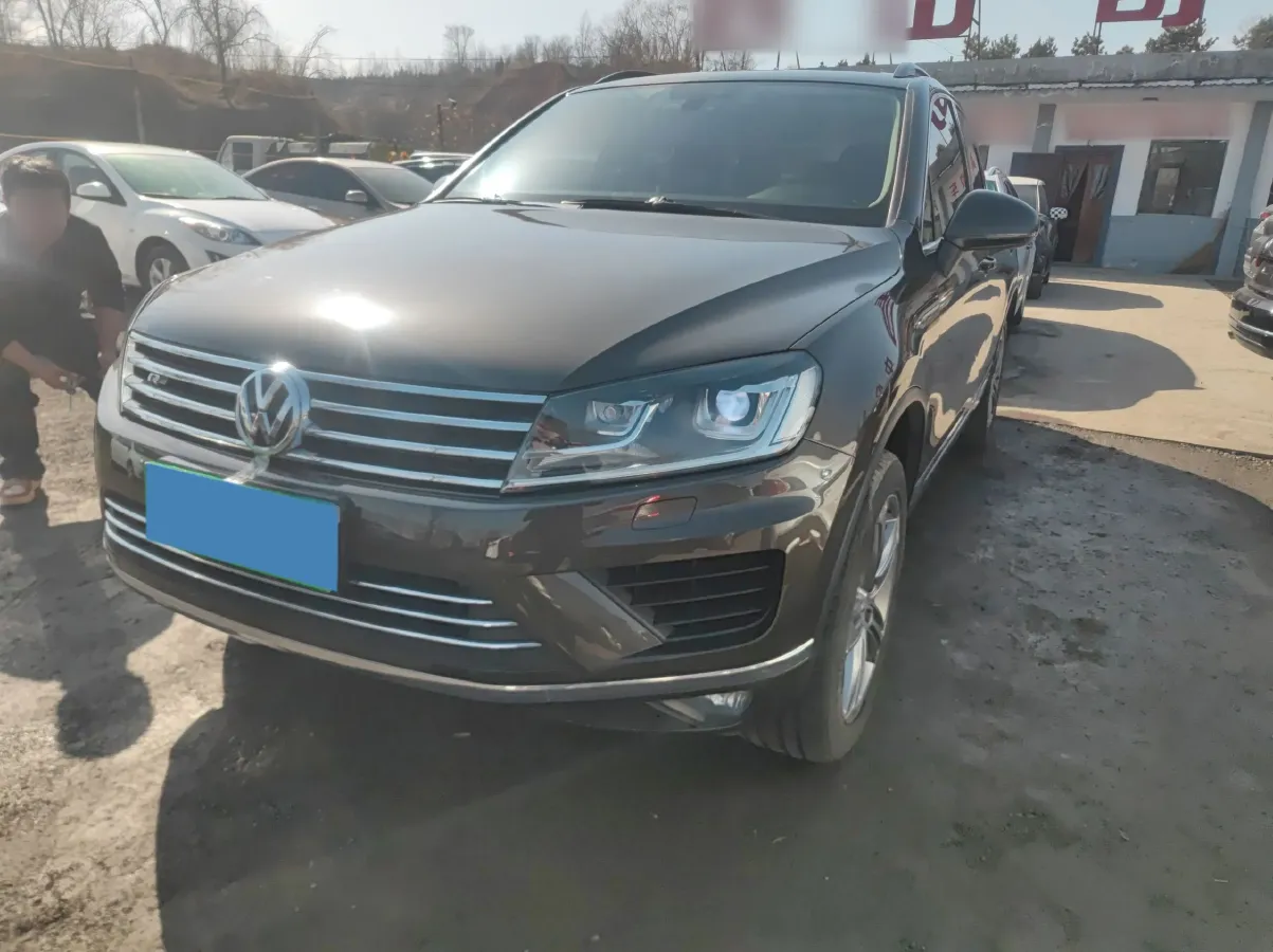 2016 Volkswagen Touareg 3.0T 320HP V6 8AT,autocango,china used car exporter,china ev exporter,chinese used car exporter,chinese used ev exporter