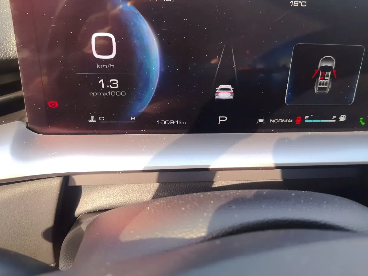 2022 Haval H6 1.5T 184HP L4 7DCT,autocango,china used car exporter,china ev exporter,chinese used car exporter,chinese used ev exporter