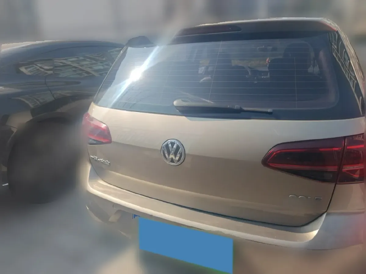 2018 Volkswagen Golf 1.4T 131HP L4 7DCT,autocango,china used car exporter,china ev exporter,chinese used car exporter,chinese used ev exporter