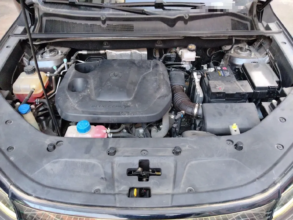 2024 ChangAn CS75 Plus 1.5T 188HP L4 8AT,autocango,china used car exporter,china ev exporter,chinese used car exporter,chinese used ev exporter