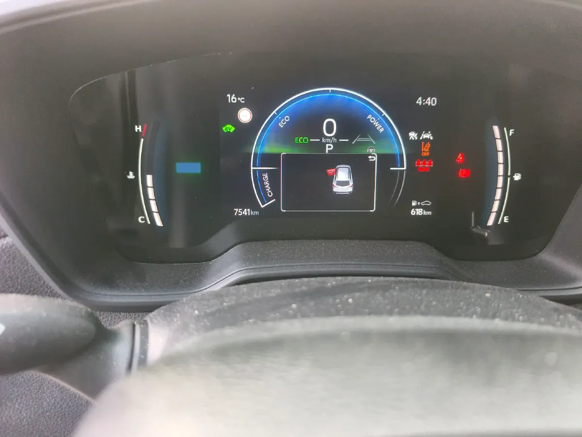 2024 Toyota Corolla Cross 2.0L 152HP L4 E-CVT Hybrid,autocango,china used car exporter,china ev exporter,chinese used car exporter,chinese used ev exporter