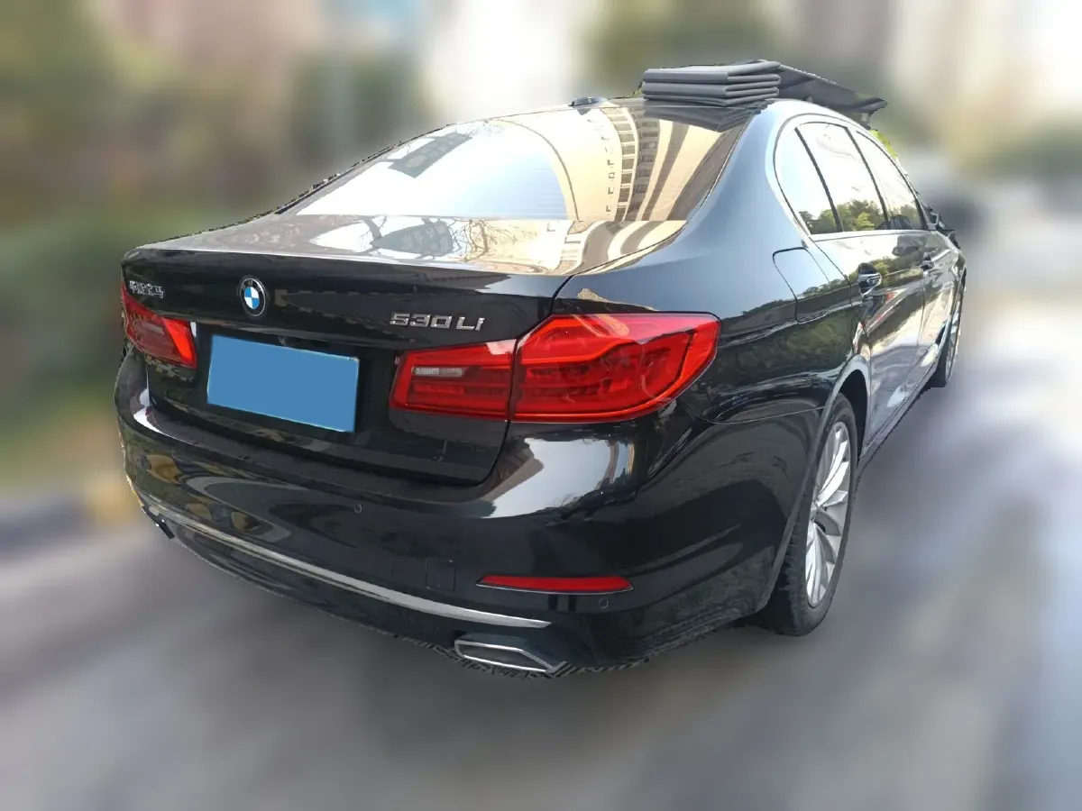 2018 BMW 5 Series 2.0T 252HP L4 8AT,autocango,china used car exporter,china ev exporter,chinese used car exporter,chinese used ev exporter