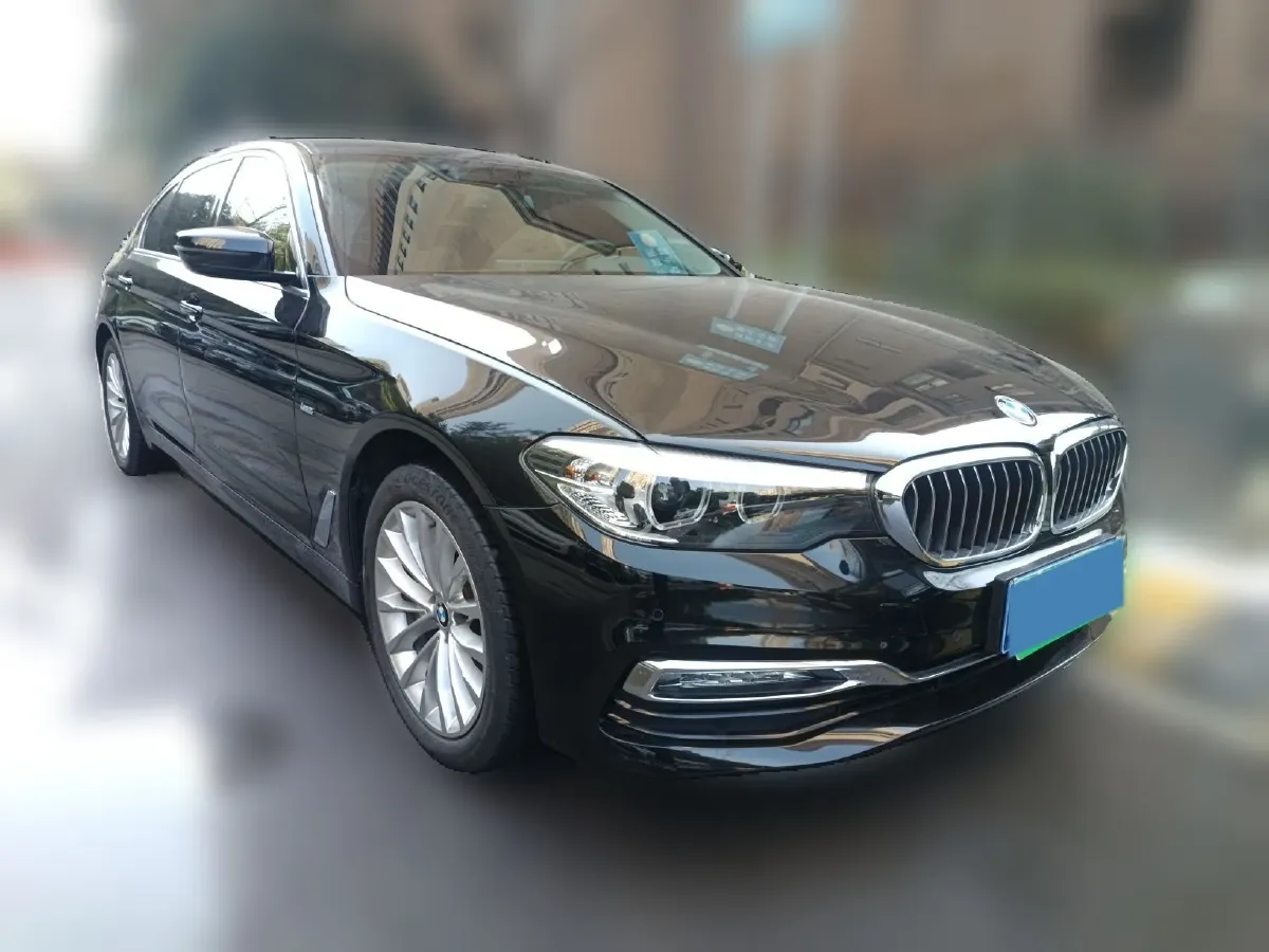 2018 BMW 5 Series 2.0T 252HP L4 8AT,autocango,china used car exporter,china ev exporter,chinese used car exporter,chinese used ev exporter