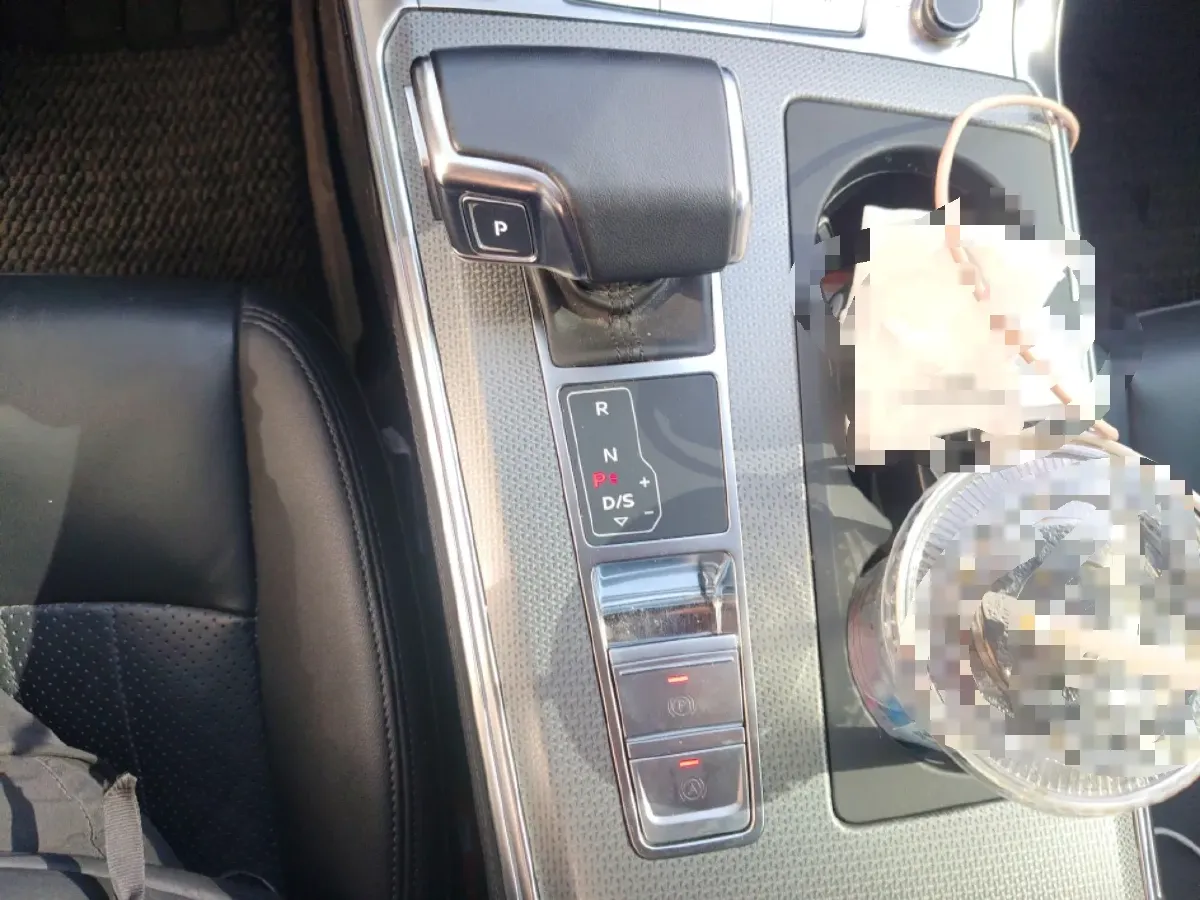 2022 Audi A6 3.0T 340HP V6 7DCT,autocango,china used car exporter,china ev exporter,chinese used car exporter,chinese used ev exporter