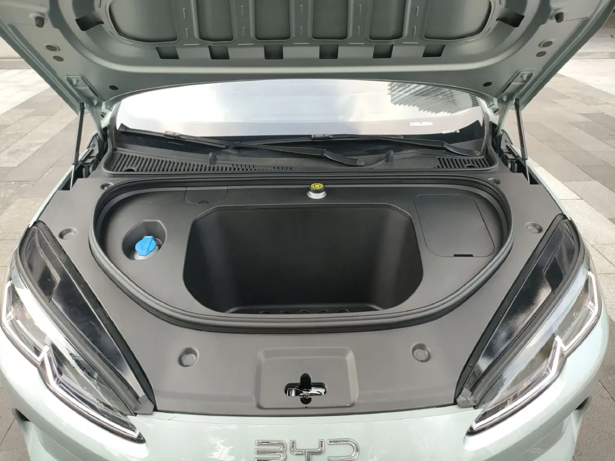 2025 BYD Seal06 BEV,autocango,china used car exporter,china ev exporter,chinese used car exporter,chinese used ev exporter