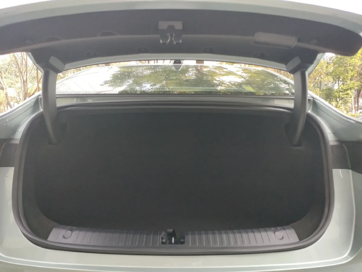 2025 BYD Seal06 BEV,autocango,china used car exporter,china ev exporter,chinese used car exporter,chinese used ev exporter