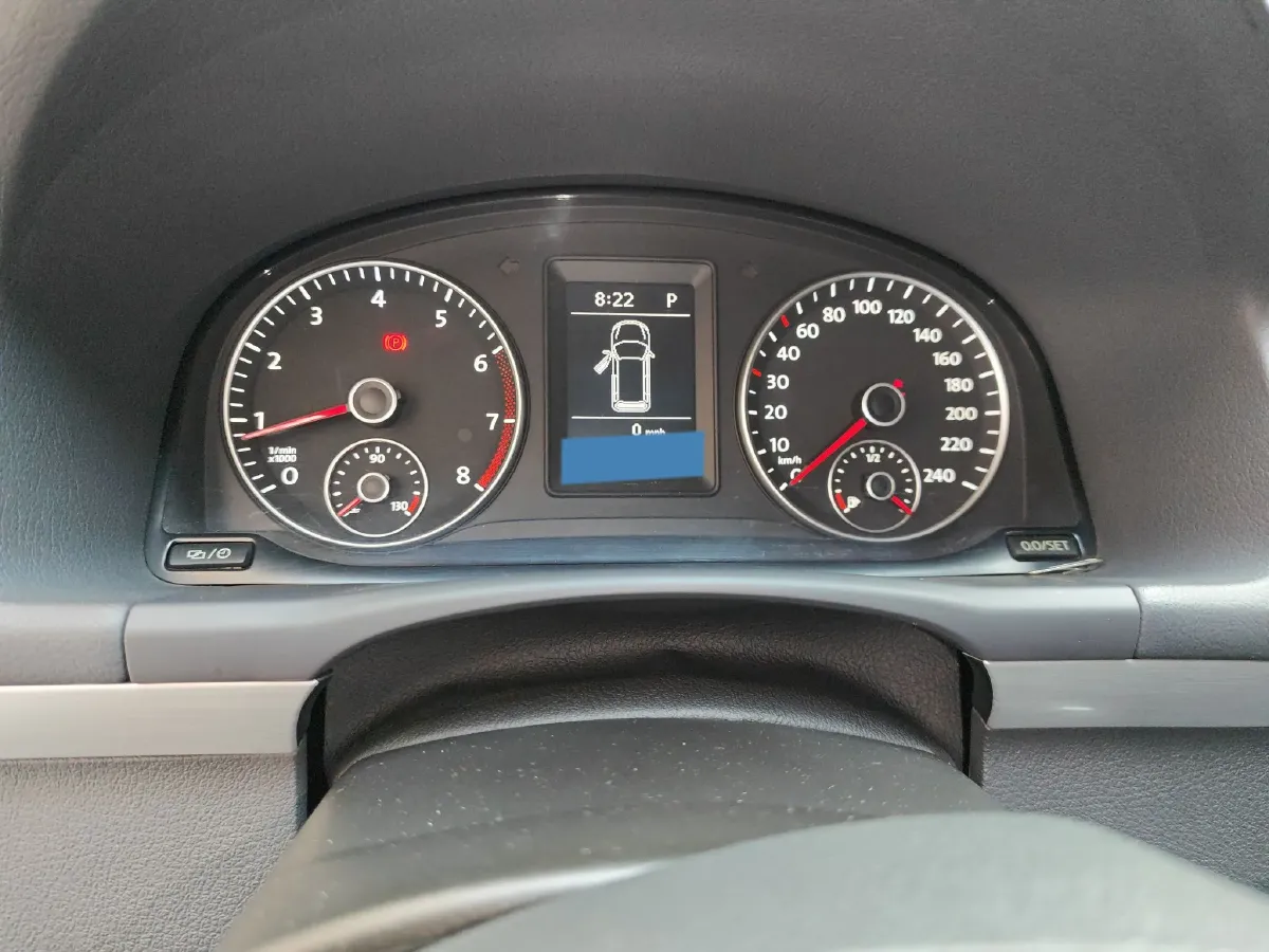 2013 Volkswagen Touran 1.4T 131HP L4 7DCT,autocango,china used car exporter,china ev exporter,chinese used car exporter,chinese used ev exporter