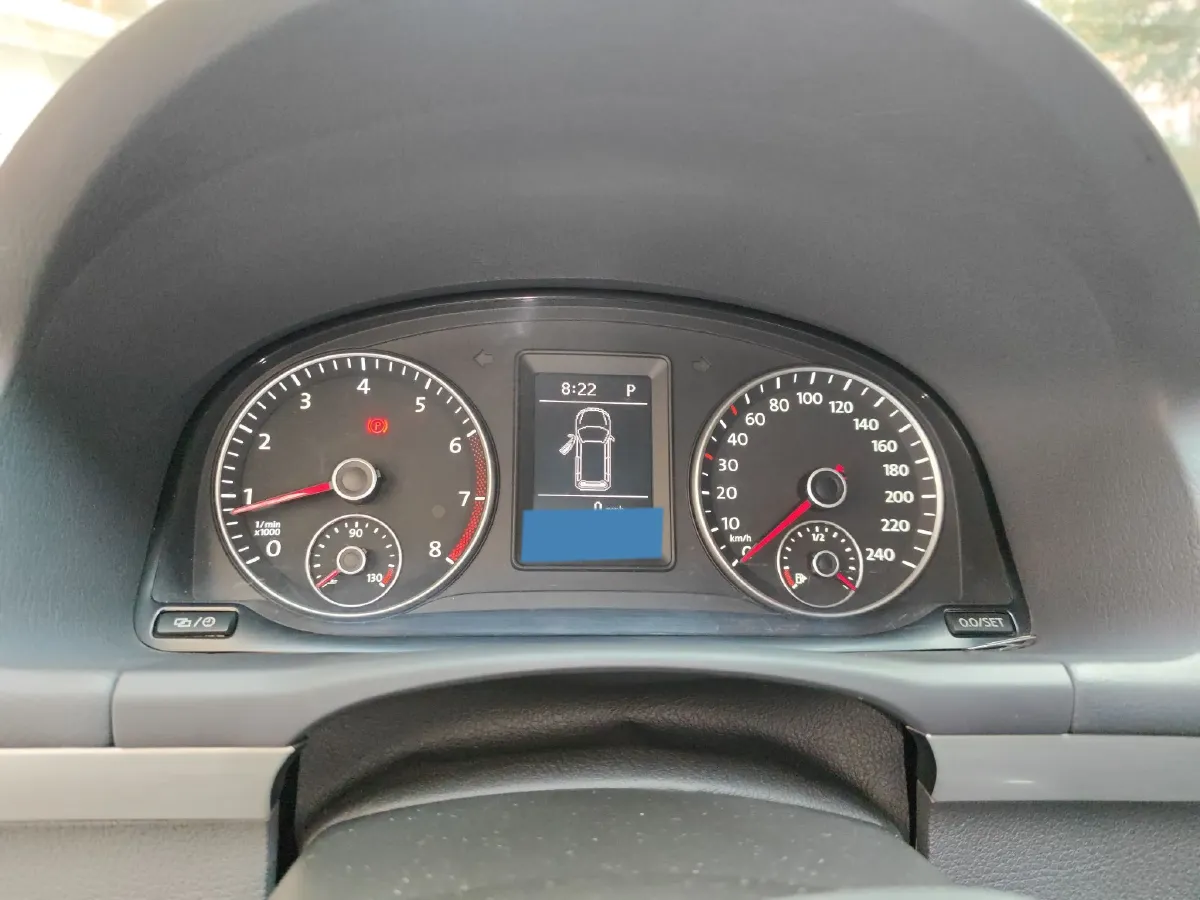 2013 Volkswagen Touran 1.4T 131HP L4 7DCT,autocango,china used car exporter,china ev exporter,chinese used car exporter,chinese used ev exporter