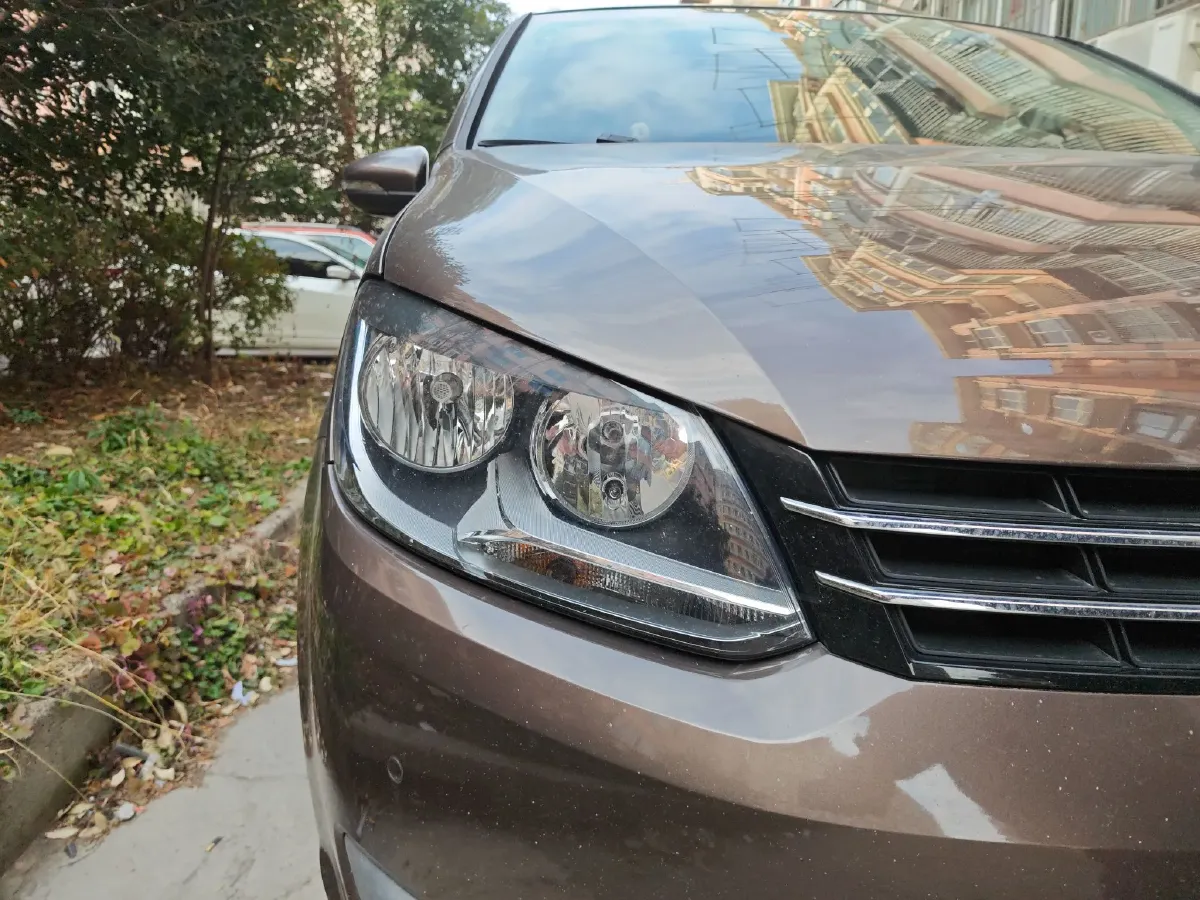 2013 Volkswagen Touran 1.4T 131HP L4 7DCT,autocango,china used car exporter,china ev exporter,chinese used car exporter,chinese used ev exporter