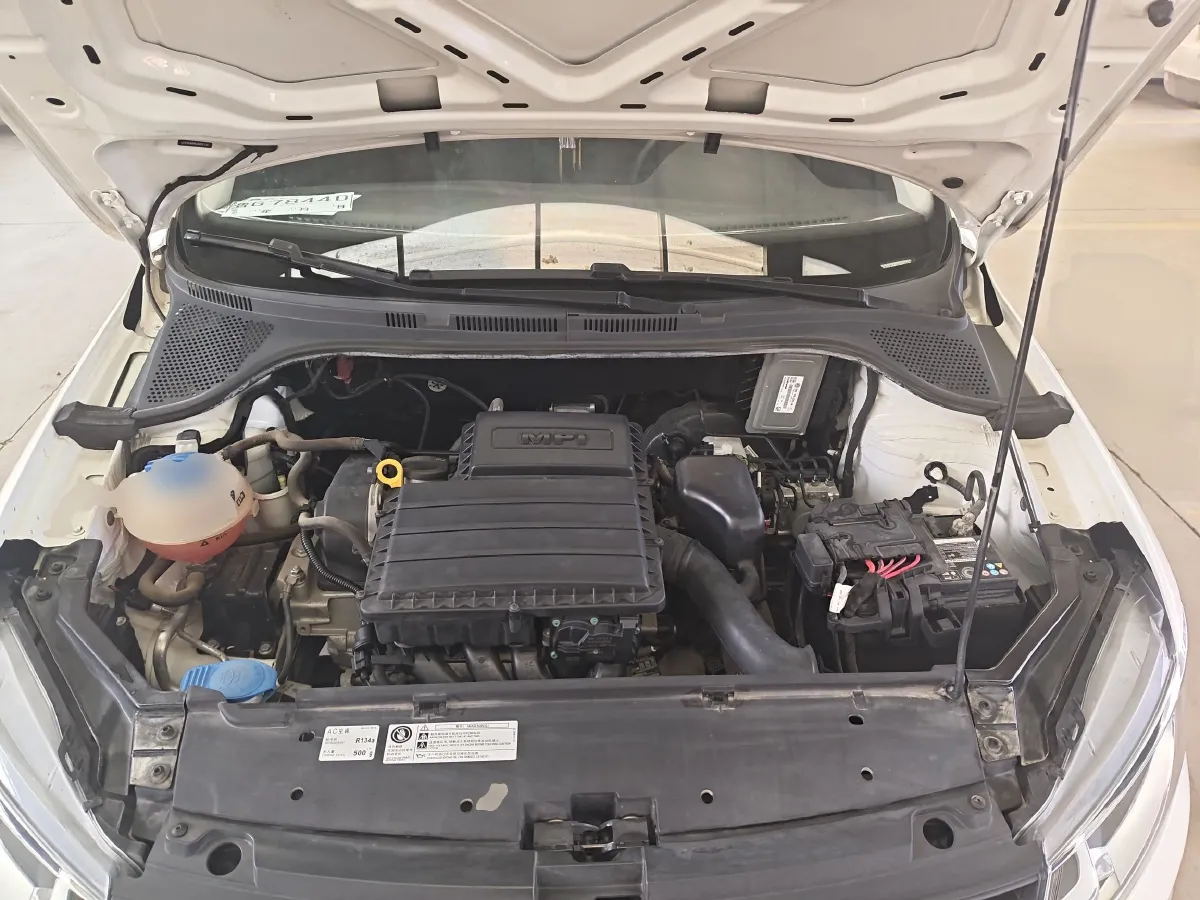 2016 Volkswagen Santana 1.4L 90HP L4 5MT,autocango,china used car exporter,china ev exporter,chinese used car exporter,chinese used ev exporter