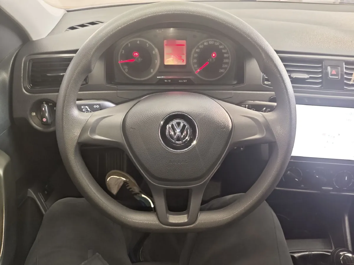2016 Volkswagen Santana 1.4L 90HP L4 5MT,autocango,china used car exporter,china ev exporter,chinese used car exporter,chinese used ev exporter
