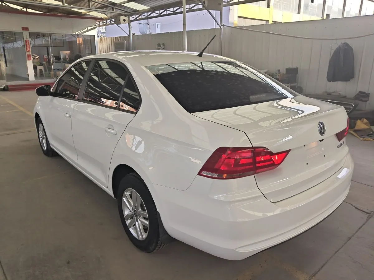 2016 Volkswagen Santana 1.4L 90HP L4 5MT,autocango,china used car exporter,china ev exporter,chinese used car exporter,chinese used ev exporter