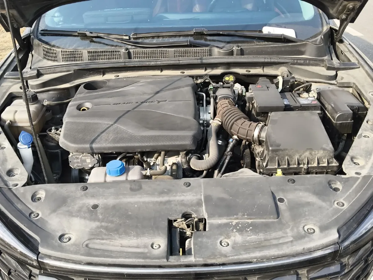 2023 ChangAn Eado 1.4T 160HP L4 7DCT,autocango,china used car exporter,china ev exporter,chinese used car exporter,chinese used ev exporter