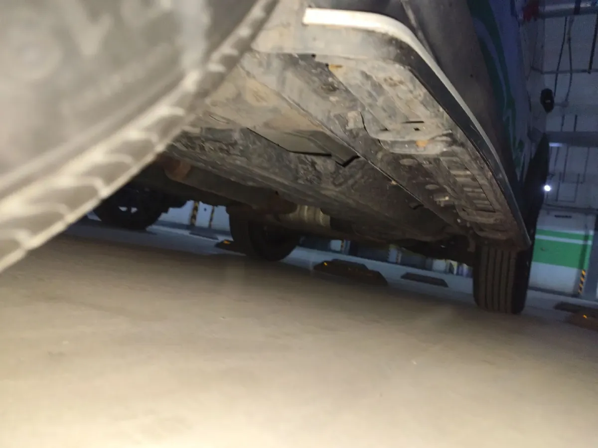 2021 Geely Tugella 2.0T 190HP L4 7DCT,autocango,china used car exporter,china ev exporter,chinese used car exporter,chinese used ev exporter