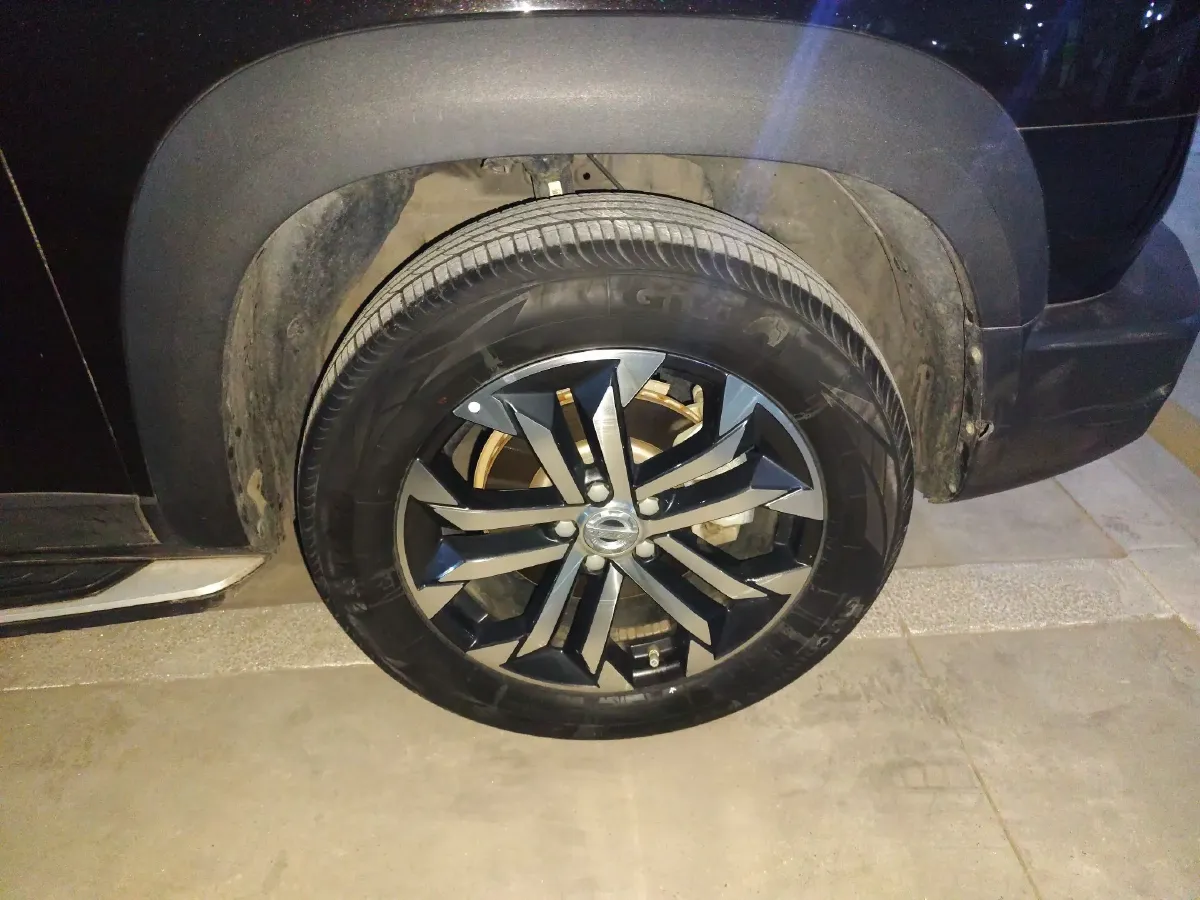 2021 Geely Tugella 2.0T 190HP L4 7DCT,autocango,china used car exporter,china ev exporter,chinese used car exporter,chinese used ev exporter