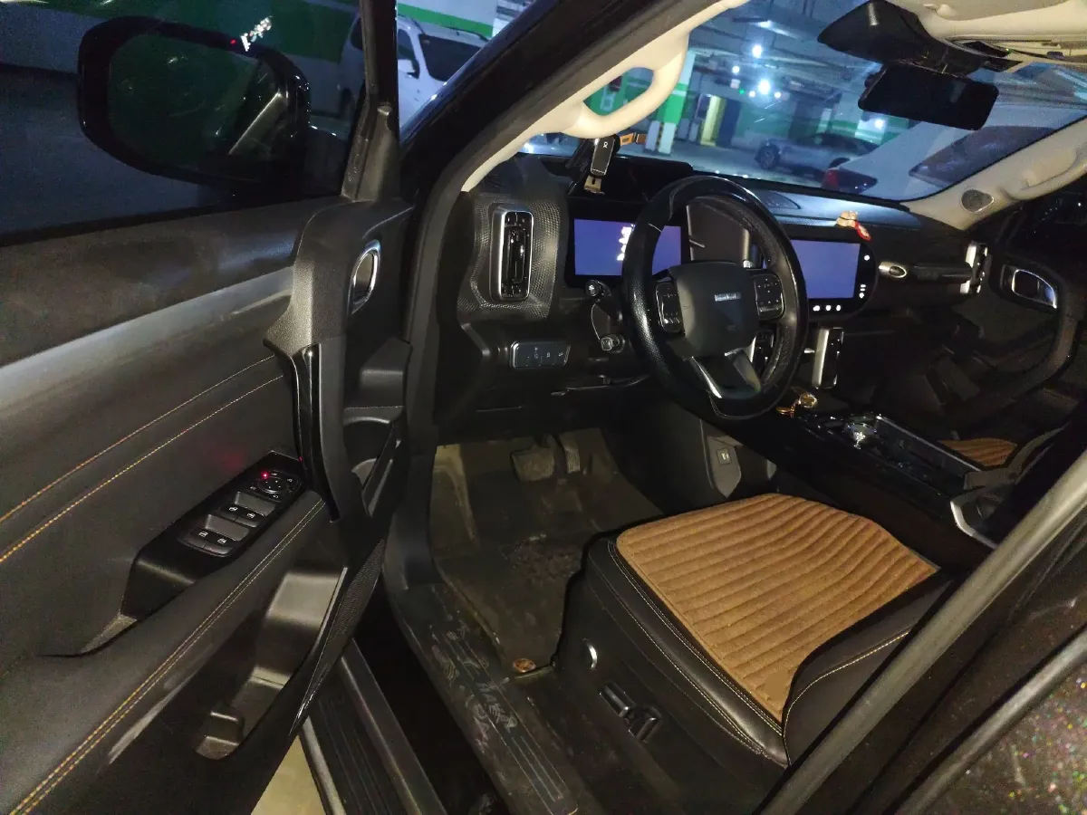 2021 Geely Tugella 2.0T 190HP L4 7DCT,autocango,china used car exporter,china ev exporter,chinese used car exporter,chinese used ev exporter