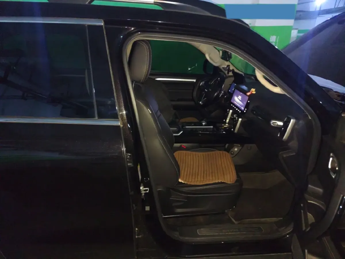 2021 Geely Tugella 2.0T 190HP L4 7DCT,autocango,china used car exporter,china ev exporter,chinese used car exporter,chinese used ev exporter