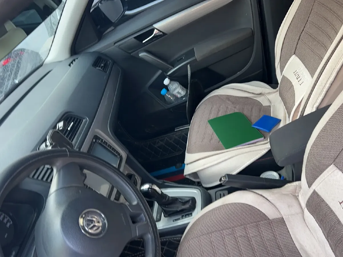 2013 Volkswagen Lavida 1.6L 110HP L4 6AT,autocango,china used car exporter,china ev exporter,chinese used car exporter,chinese used ev exporter