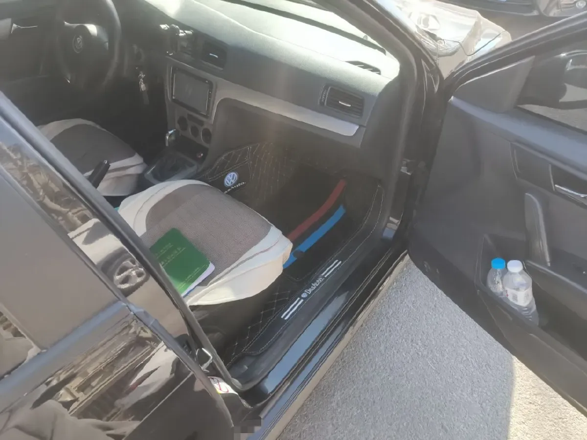 2013 Volkswagen Lavida 1.6L 110HP L4 6AT,autocango,china used car exporter,china ev exporter,chinese used car exporter,chinese used ev exporter