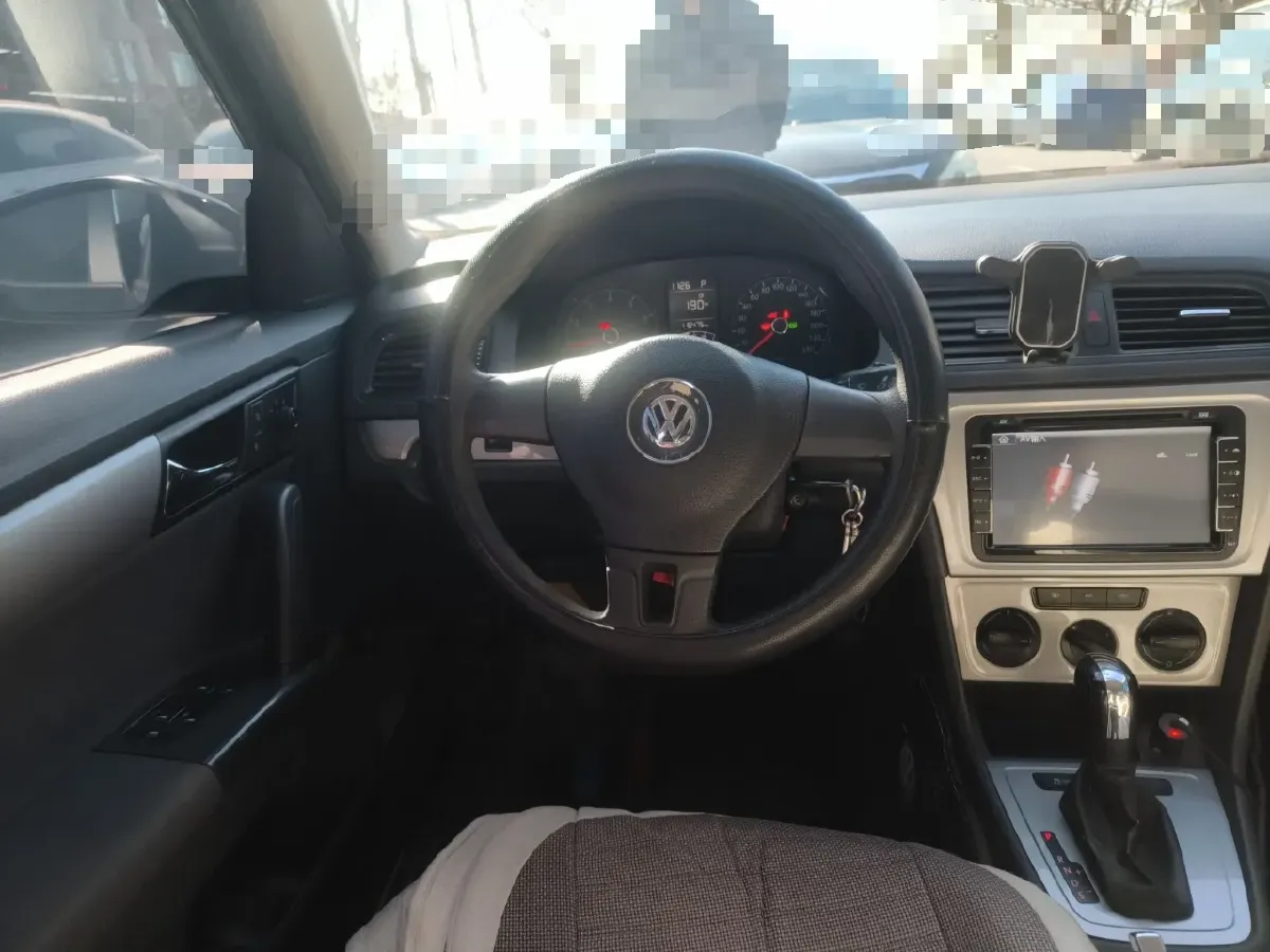 2013 Volkswagen Lavida 1.6L 110HP L4 6AT,autocango,china used car exporter,china ev exporter,chinese used car exporter,chinese used ev exporter