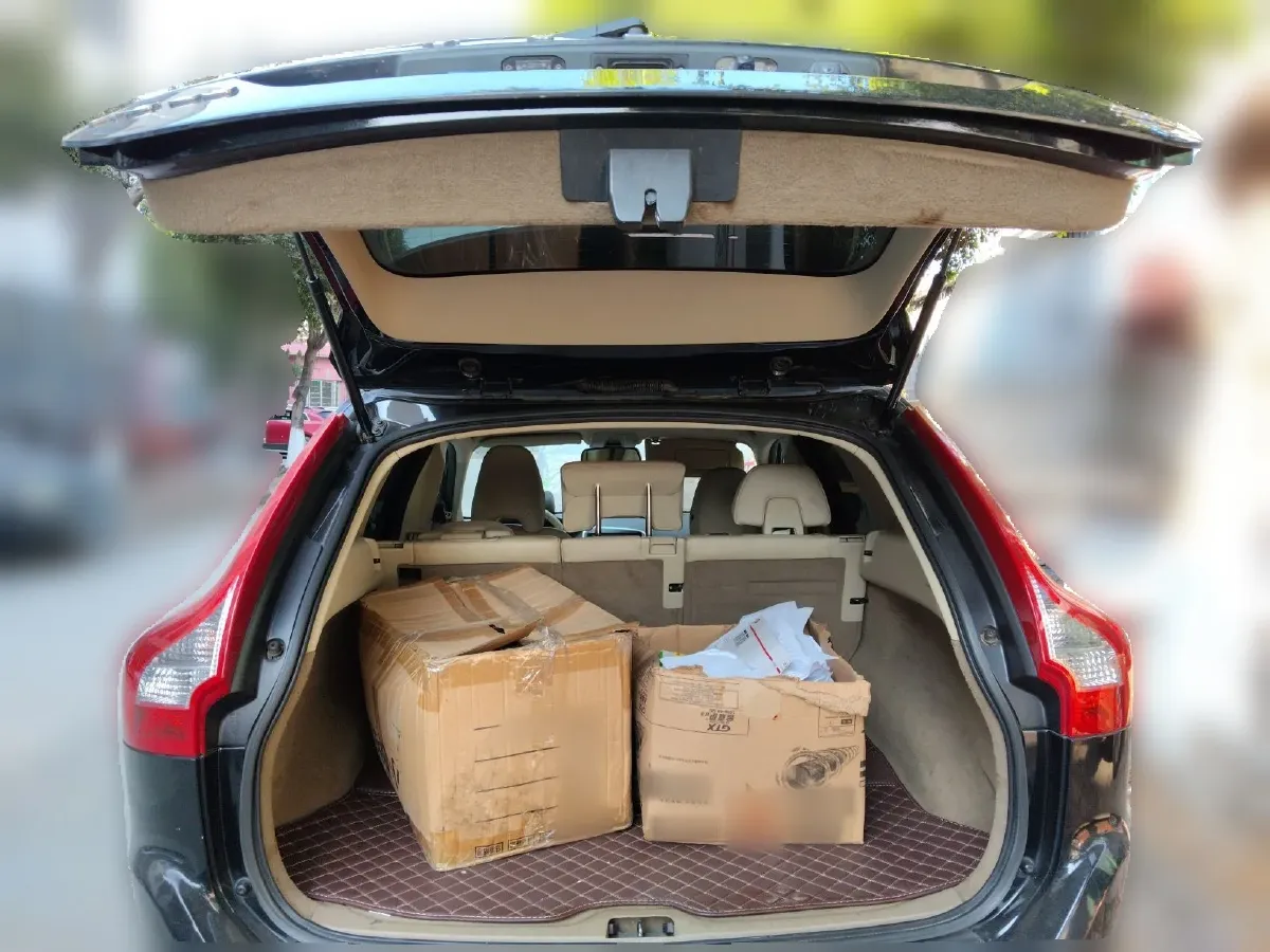 2011 Mercedes-Benz E Class 1.8T 204HP L4 7AT,autocango,china used car exporter,china ev exporter,chinese used car exporter,chinese used ev exporter