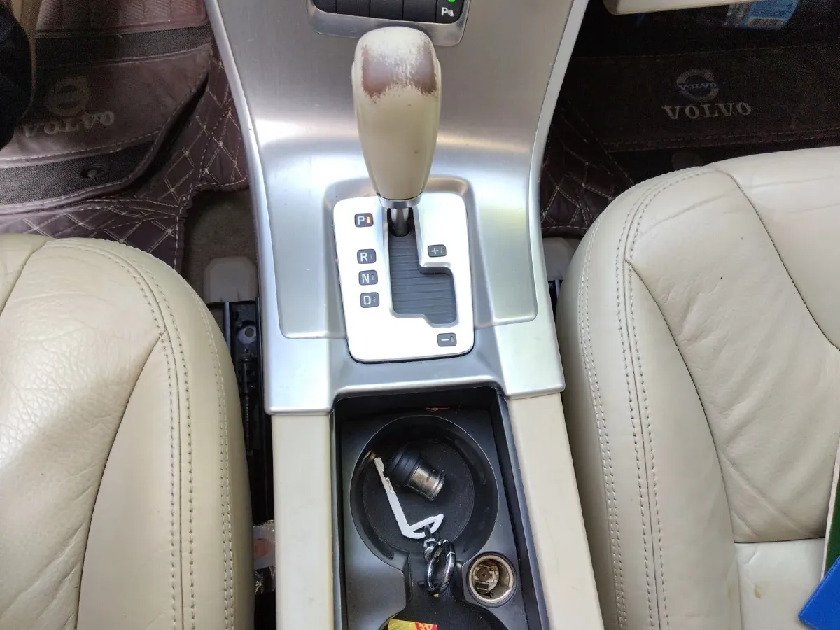 2011 Mercedes-Benz E Class 1.8T 204HP L4 7AT,autocango,china used car exporter,china ev exporter,chinese used car exporter,chinese used ev exporter