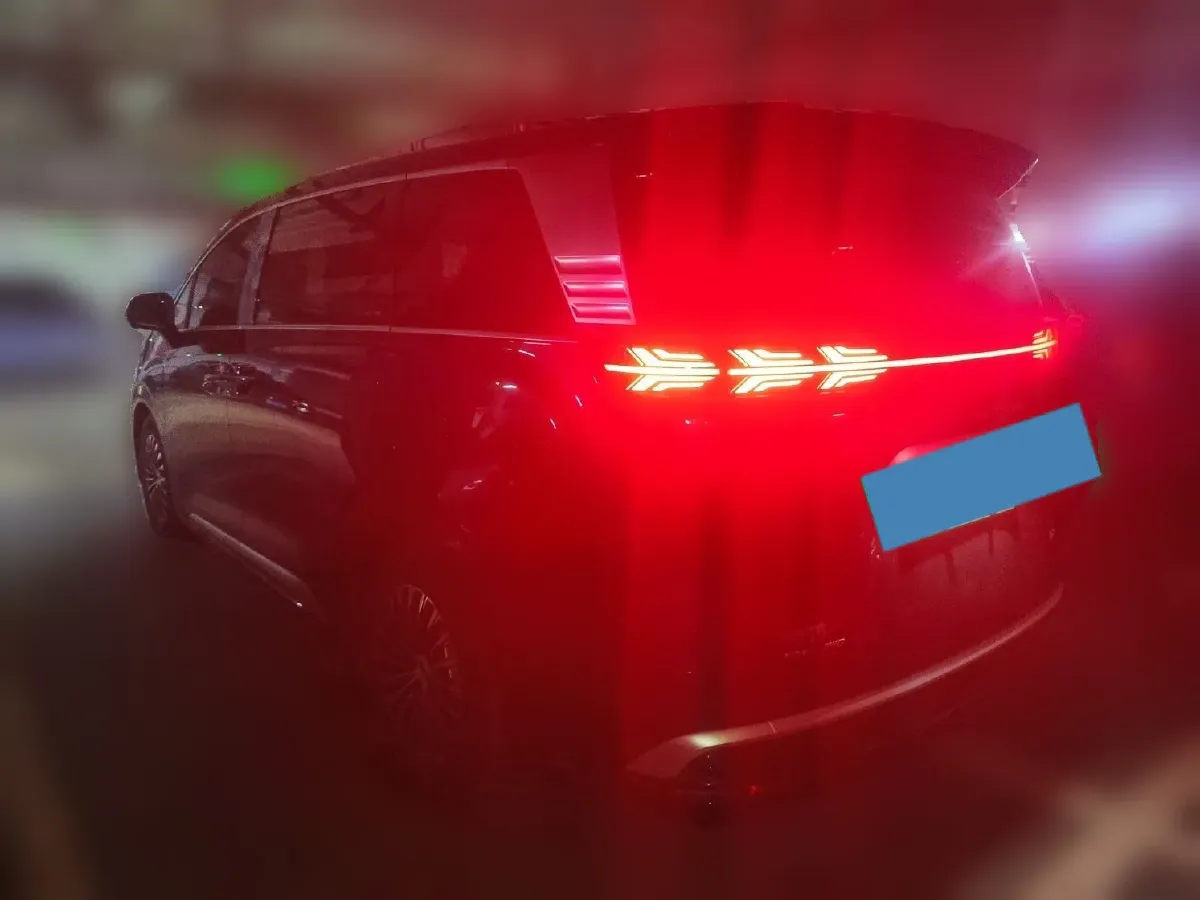 2022 Denza D9 1.5T 139HP L4 E-CVT PHEV 40.06KWH,autocango,china used car exporter,china ev exporter,chinese used car exporter,chinese used ev exporter