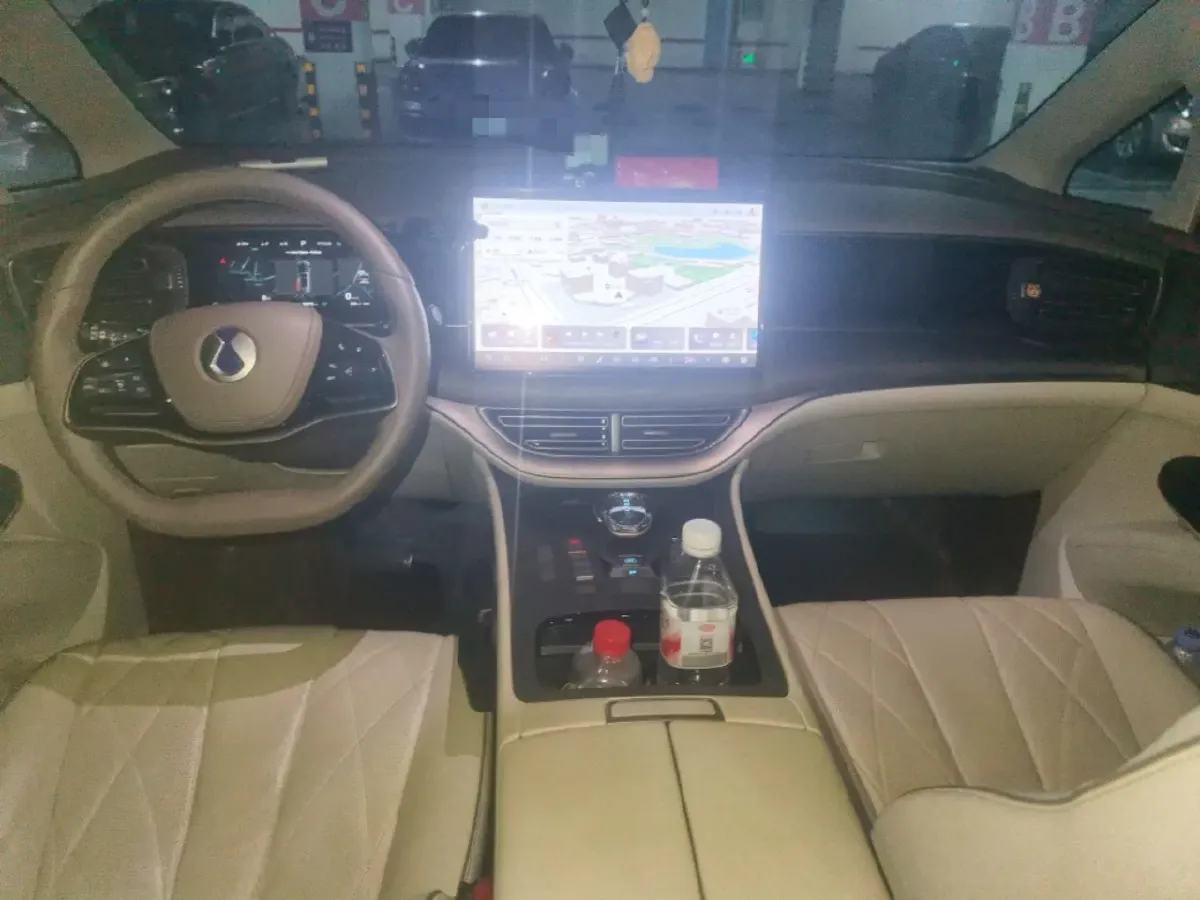 2022 Denza D9 1.5T 139HP L4 E-CVT PHEV 40.06KWH,autocango,china used car exporter,china ev exporter,chinese used car exporter,chinese used ev exporter