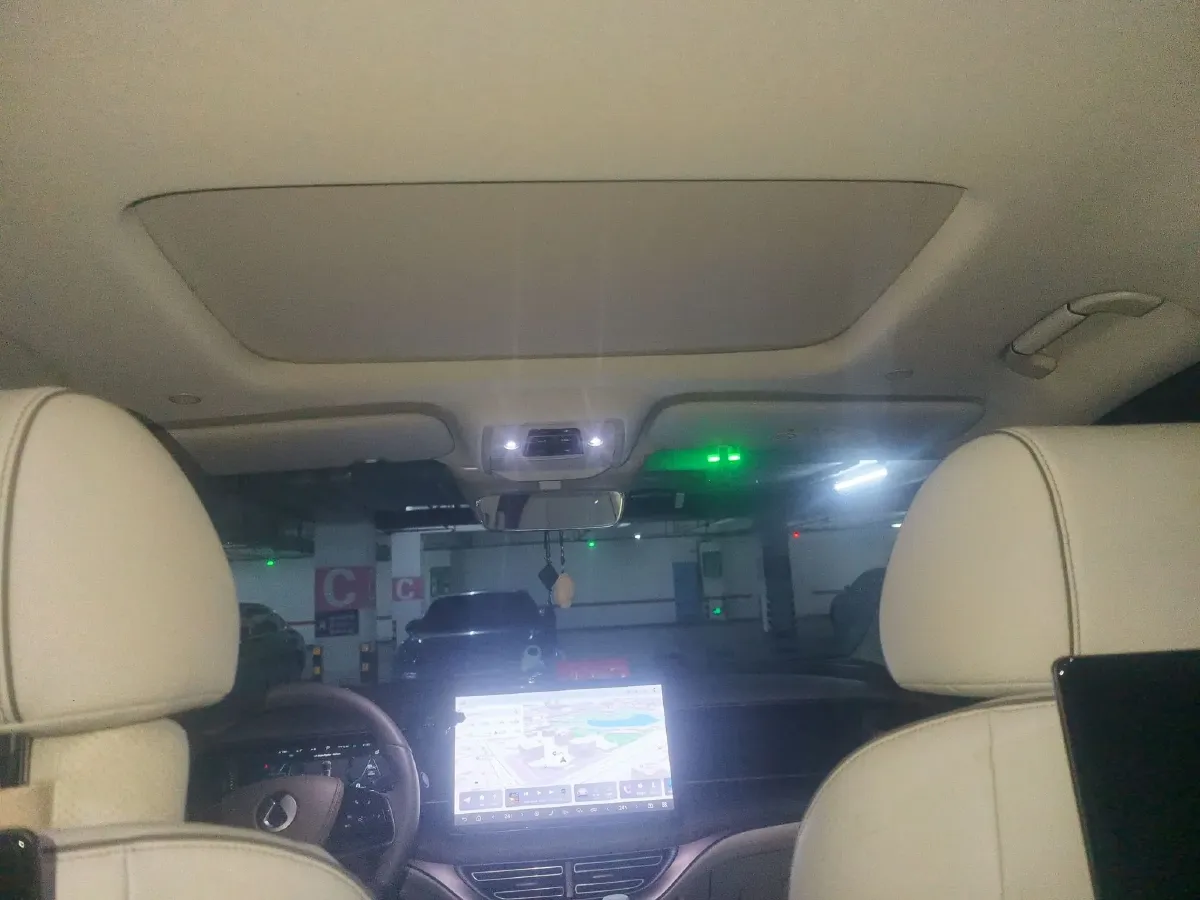 2022 Denza D9 1.5T 139HP L4 E-CVT PHEV 40.06KWH,autocango,china used car exporter,china ev exporter,chinese used car exporter,chinese used ev exporter