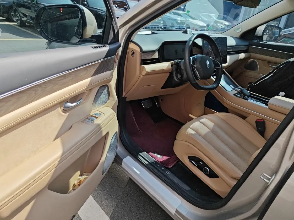 2022 AITO AITO M7 Range Extended 125HP REEV 40KWH,autocango,china used car exporter,china ev exporter,chinese used car exporter,chinese used ev exporter