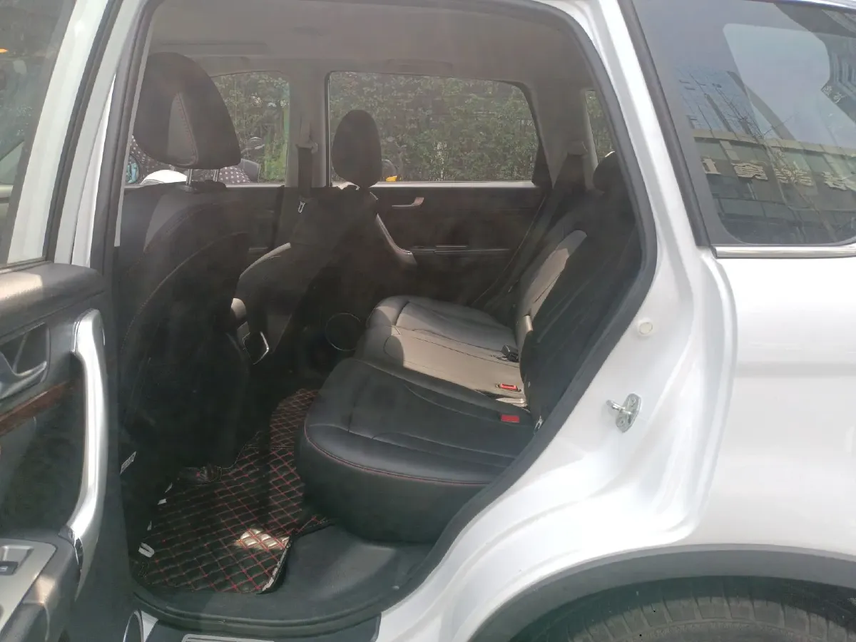 2017 Haval H6 1.5T 150HP L4 6MT,autocango,china used car exporter,china ev exporter,chinese used car exporter,chinese used ev exporter