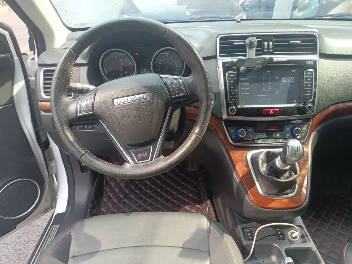 2017 Haval H6 1.5T 150HP L4 6MT,autocango,china used car exporter,china ev exporter,chinese used car exporter,chinese used ev exporter