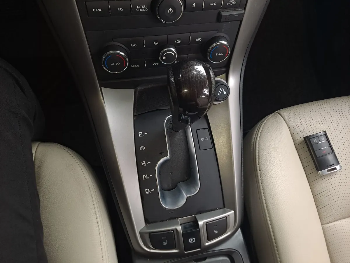 2015 Chevrolet Captiva 2.4L 167HP L4 6AT,autocango,china used car exporter,china ev exporter,chinese used car exporter,chinese used ev exporter