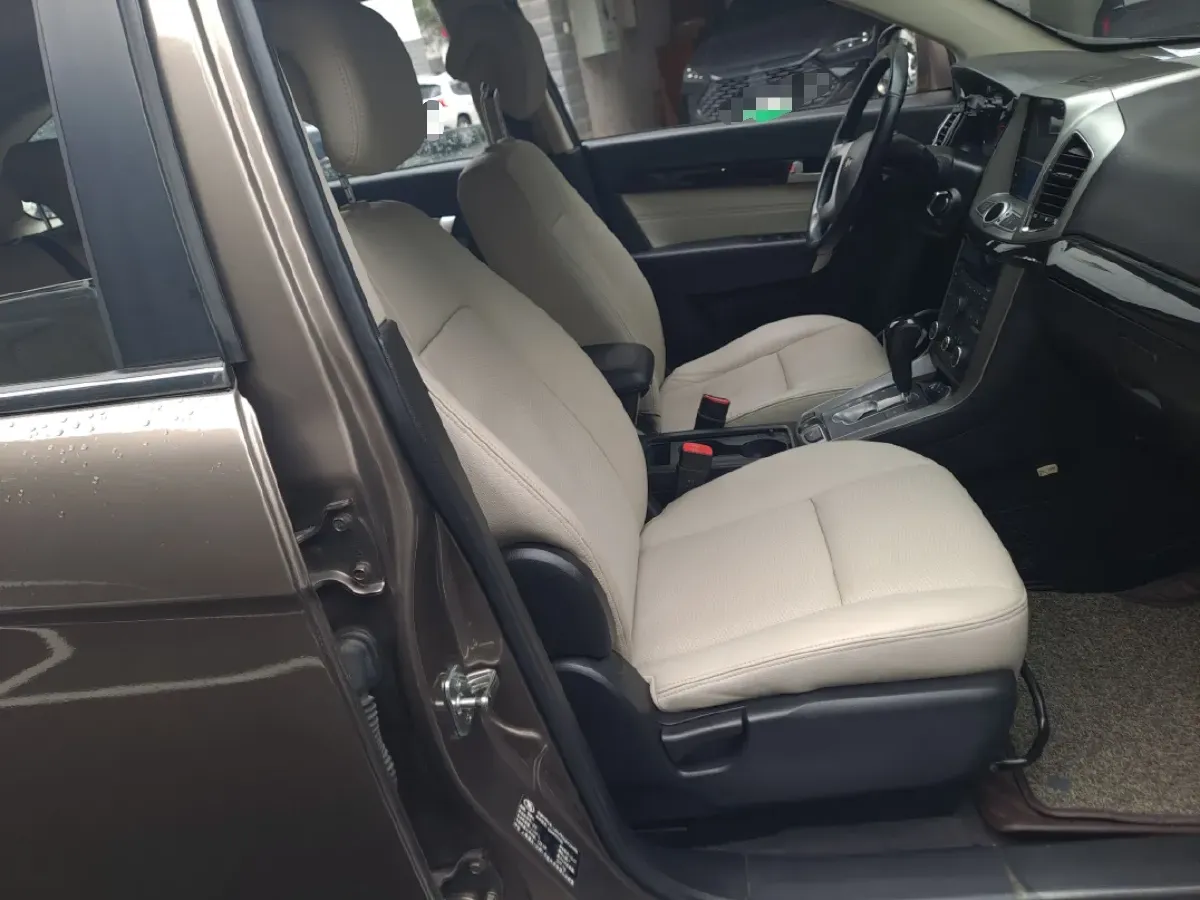 2015 Chevrolet Captiva 2.4L 167HP L4 6AT,autocango,china used car exporter,china ev exporter,chinese used car exporter,chinese used ev exporter