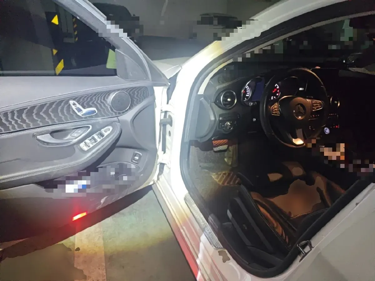 2017 Mercedes-Benz C Class 1.6T 156HP L4 9AT,autocango,china used car exporter,china ev exporter,chinese used car exporter,chinese used ev exporter