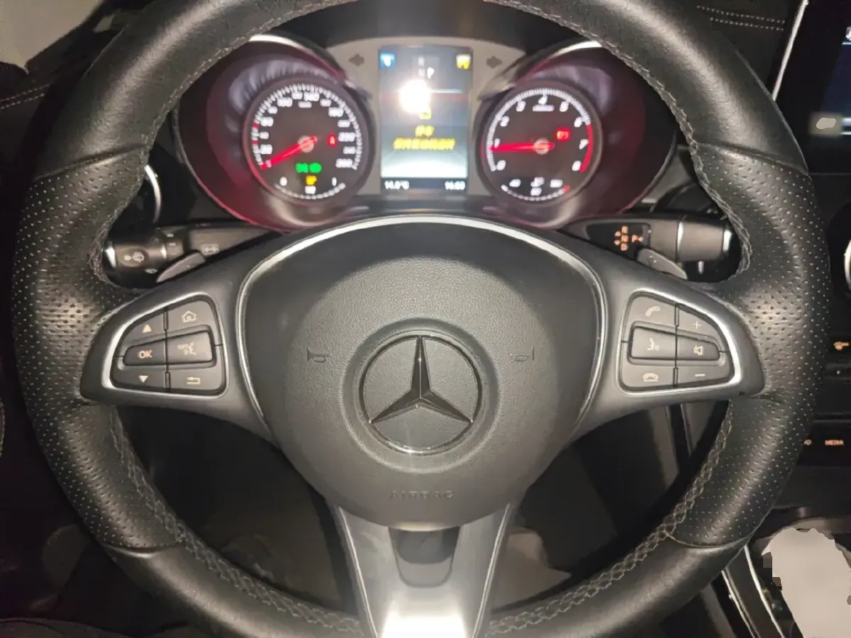 2017 Mercedes-Benz C Class 1.6T 156HP L4 9AT,autocango,china used car exporter,china ev exporter,chinese used car exporter,chinese used ev exporter