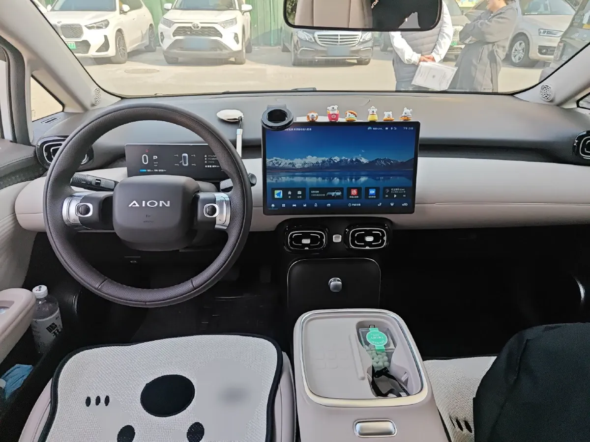 2025 Aion AION UT BEV 44.257/44.12/44.133KWH,autocango,china used car exporter,china ev exporter,chinese used car exporter,chinese used ev exporter