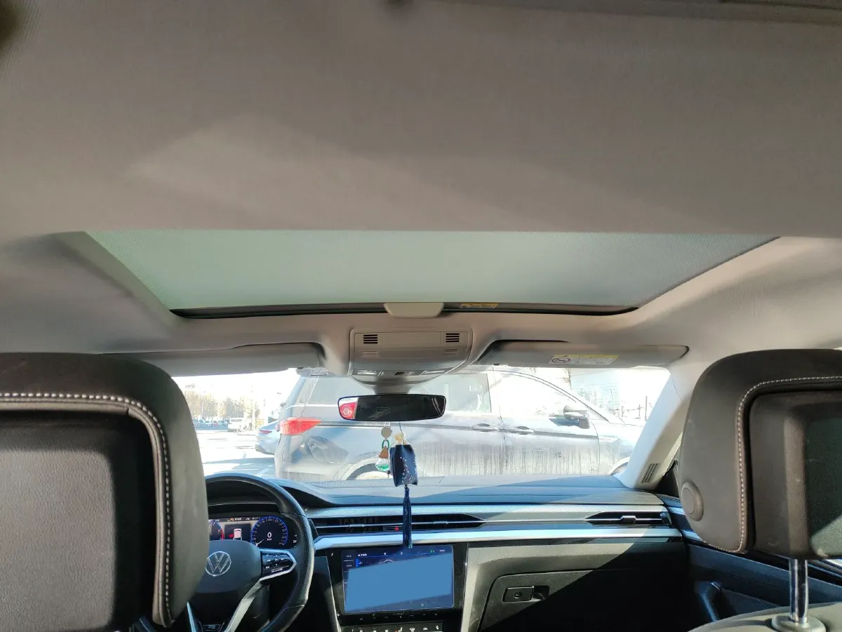 2021 Volkswagen CC 2.0T 220HP L4 7DCT,autocango,china used car exporter,china ev exporter,chinese used car exporter,chinese used ev exporter