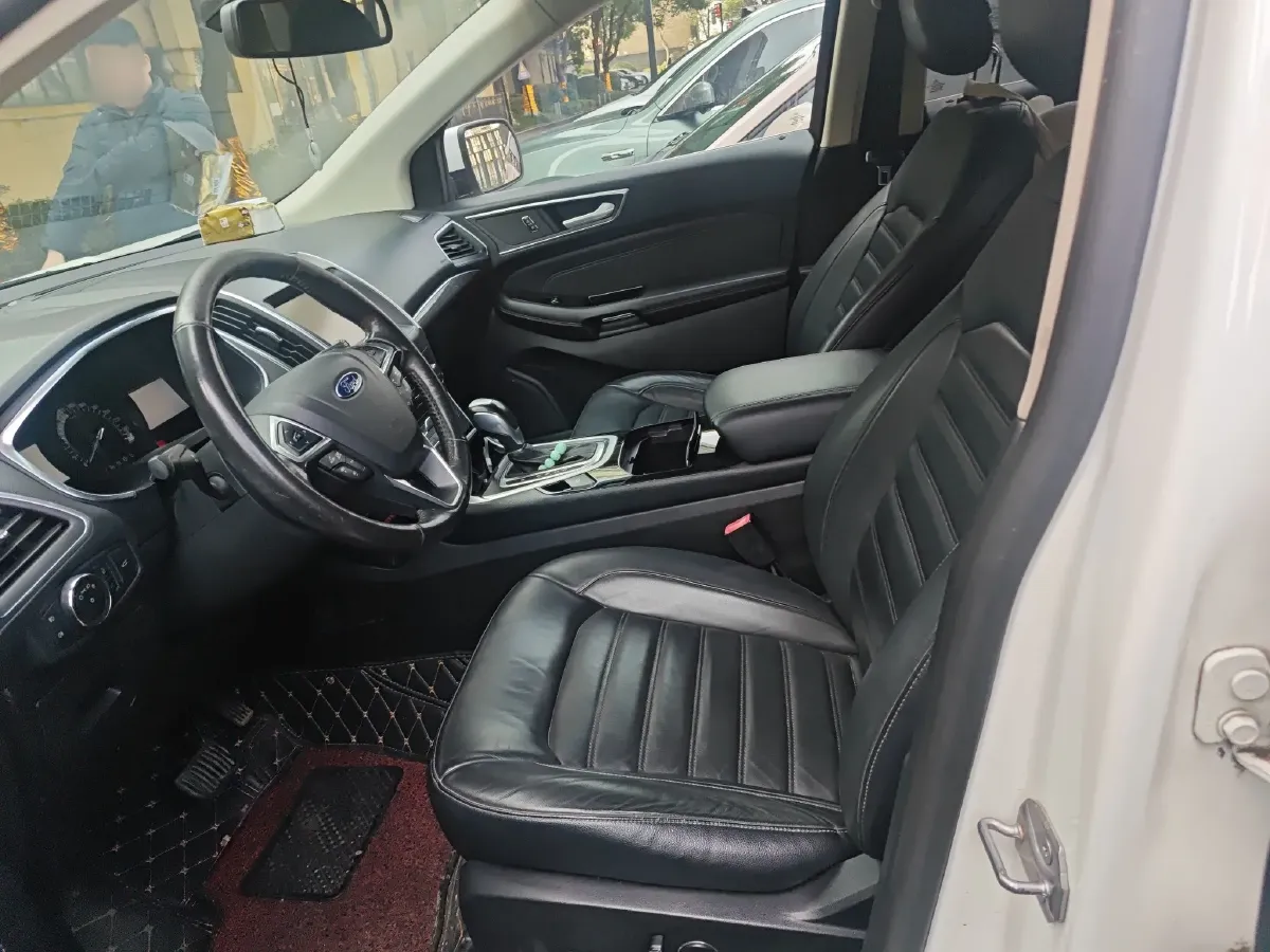 2015 Ford Edge 2.0T 245HP L4 6AT,autocango,china used car exporter,china ev exporter,chinese used car exporter,chinese used ev exporter