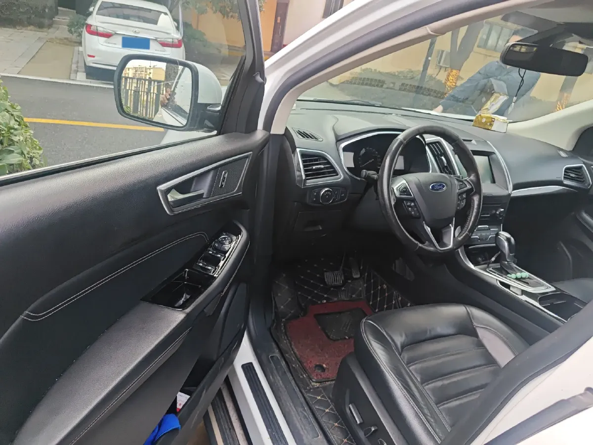 2015 Ford Edge 2.0T 245HP L4 6AT,autocango,china used car exporter,china ev exporter,chinese used car exporter,chinese used ev exporter