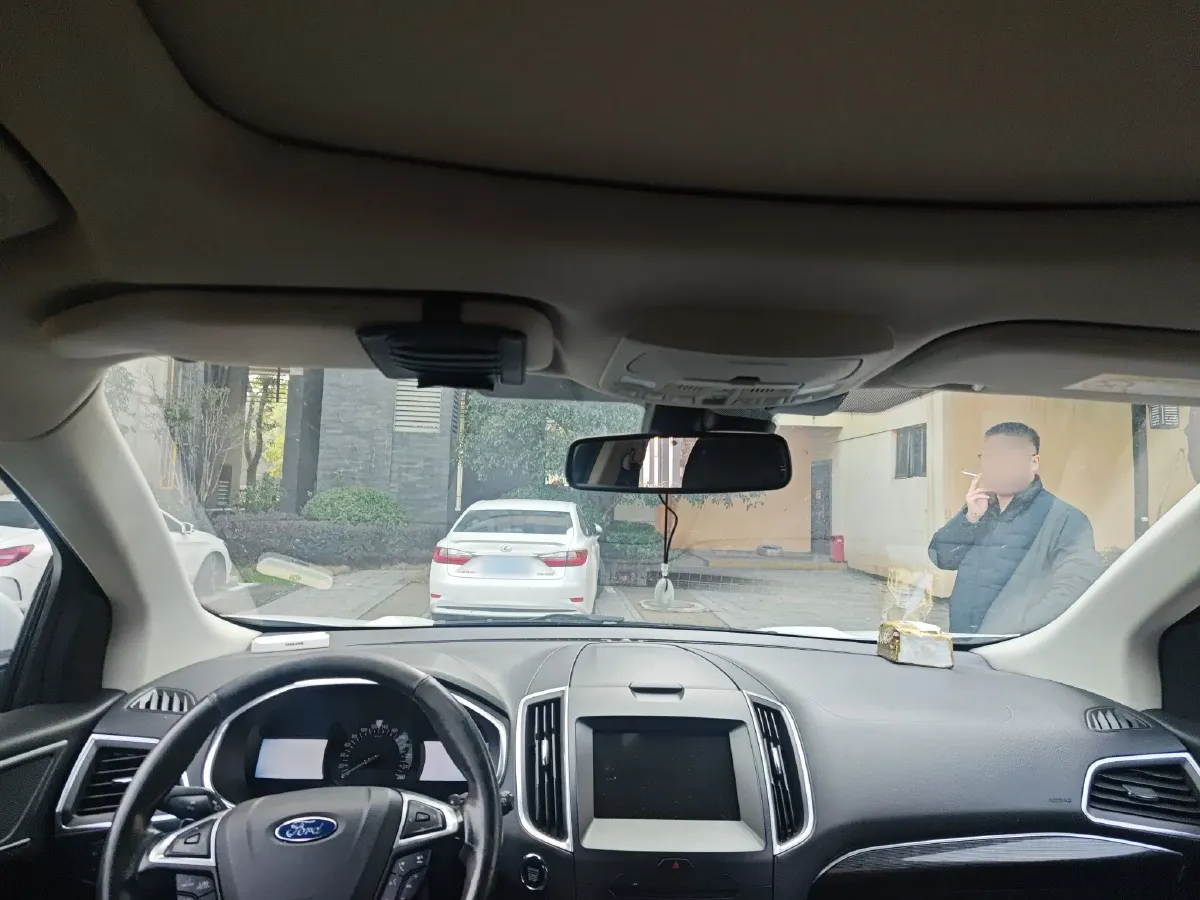 2015 Ford Edge 2.0T 245HP L4 6AT,autocango,china used car exporter,china ev exporter,chinese used car exporter,chinese used ev exporter