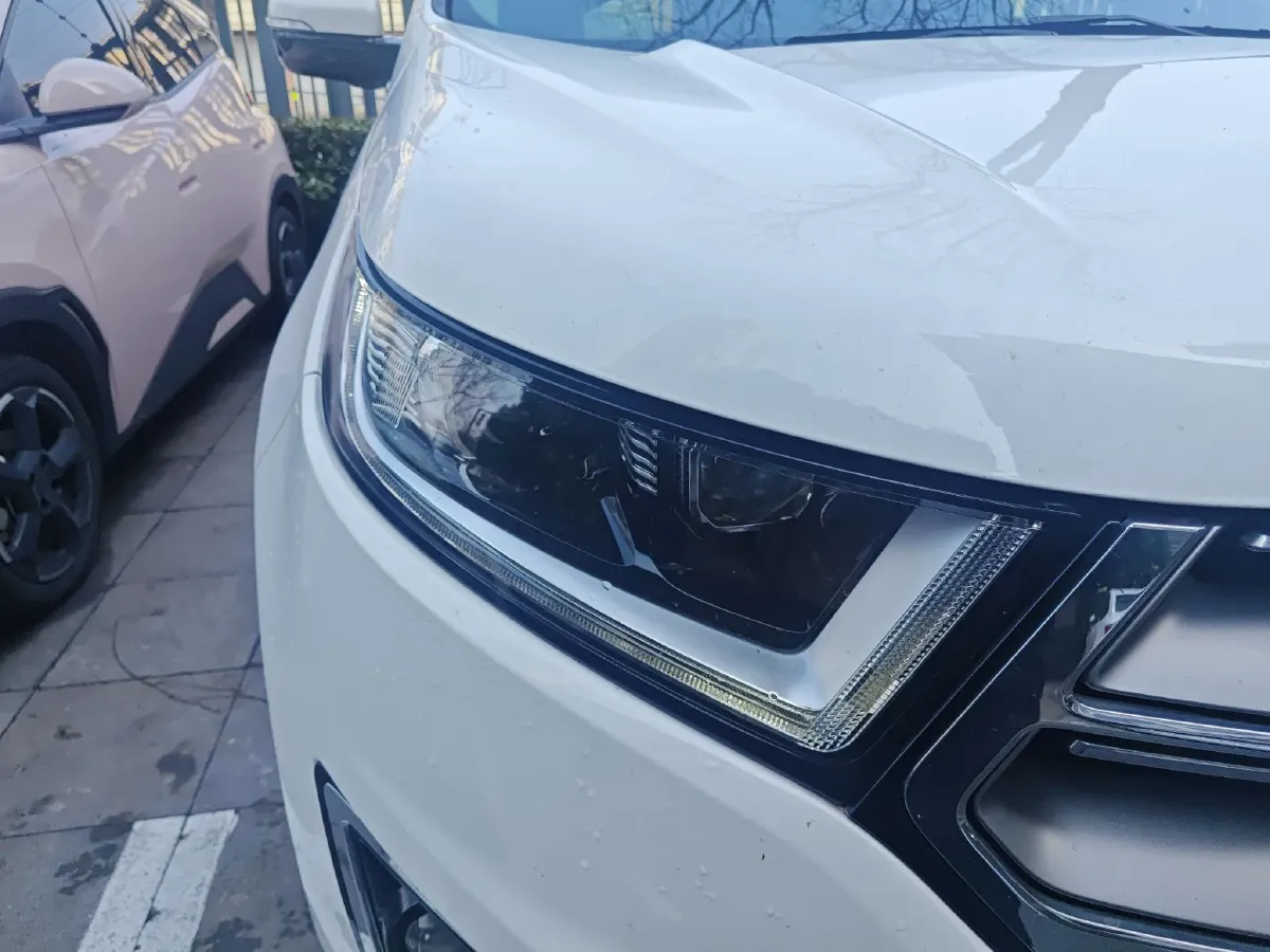 2015 Ford Edge 2.0T 245HP L4 6AT,autocango,china used car exporter,china ev exporter,chinese used car exporter,chinese used ev exporter