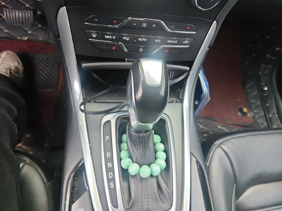 2015 Ford Edge 2.0T 245HP L4 6AT,autocango,china used car exporter,china ev exporter,chinese used car exporter,chinese used ev exporter